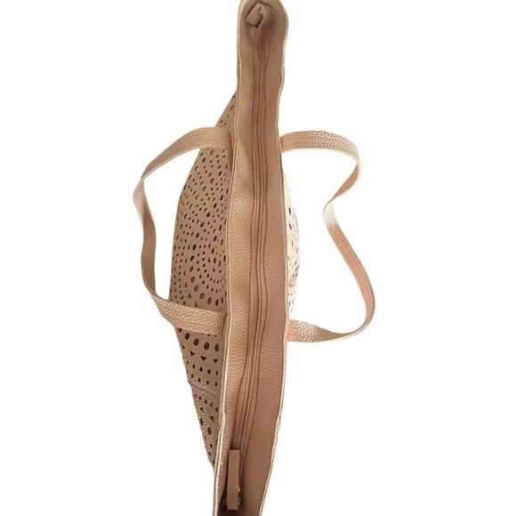 Bath and Body Works Tote Bag NWT - Picture 7 of 9